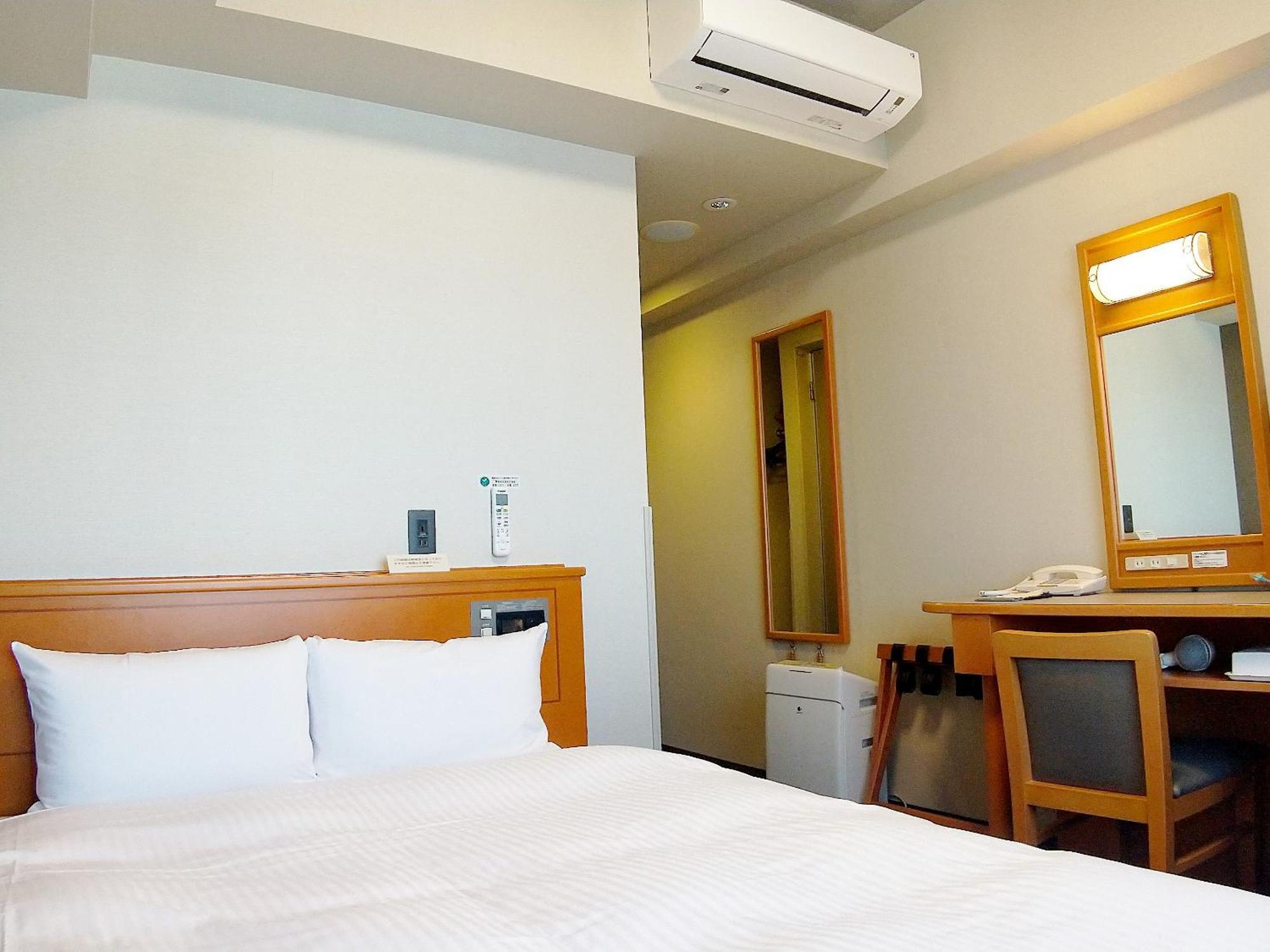 Hotel Route-Inn Niigata Kencho-Minami Esterno foto